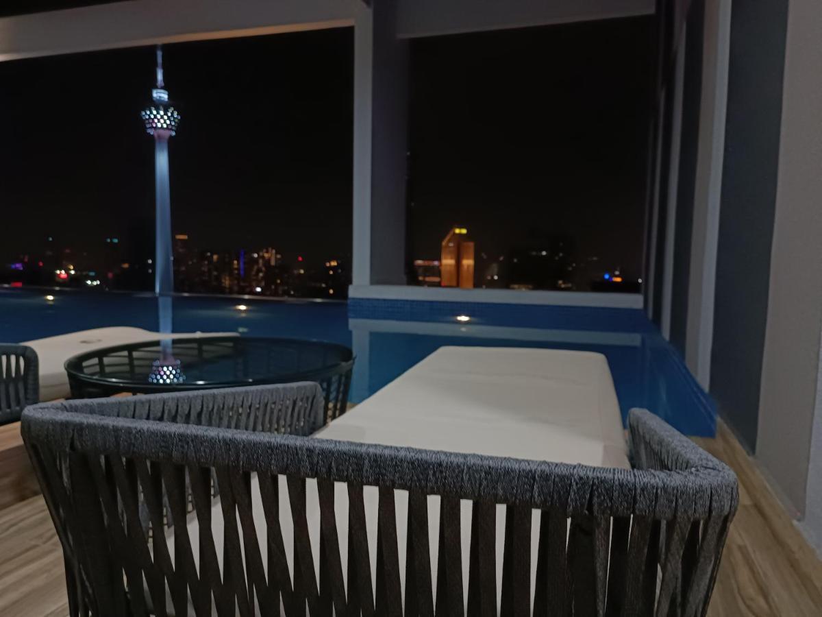Apartamento Cl 27A Insta Klcc View & Infinity Pool View Kuala Lumpur Exterior foto