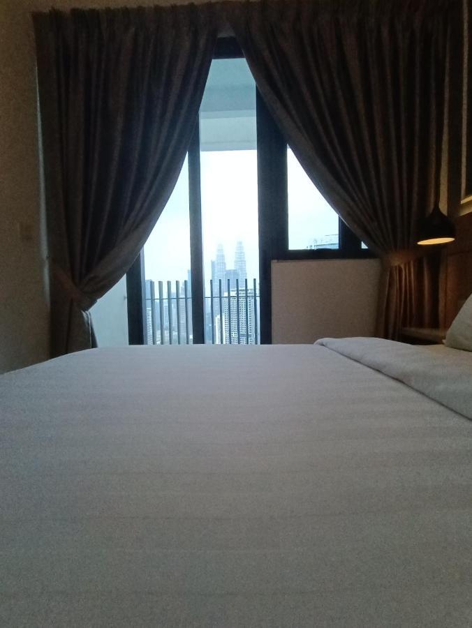 Apartamento Cl 27A Insta Klcc View & Infinity Pool View Kuala Lumpur Exterior foto