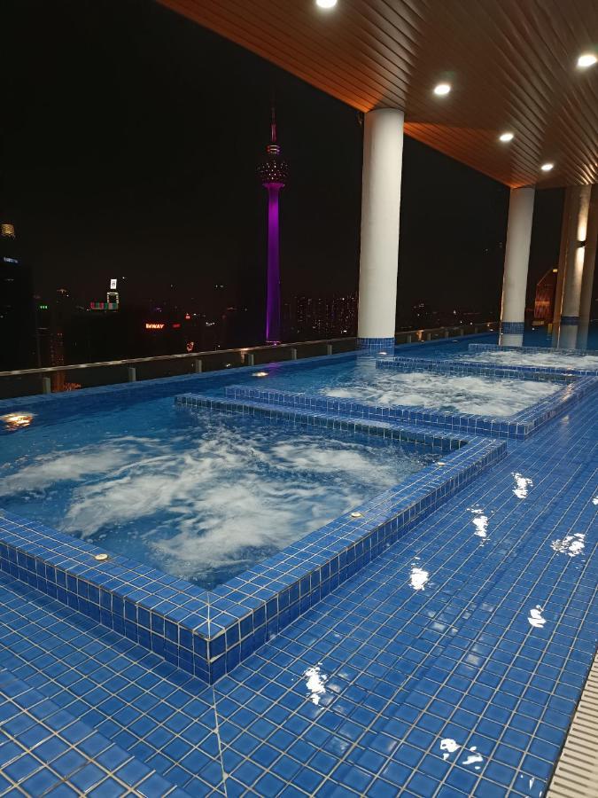 Apartamento Cl 27A Insta Klcc View & Infinity Pool View Kuala Lumpur Exterior foto